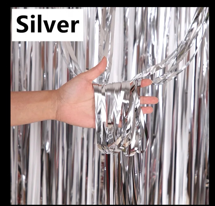 Silberner Lametta-Vorhang